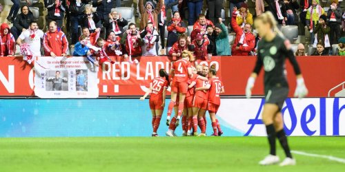 Packender Meister-Krimi: Bayerns Frauen siegen im Gipfeltreffen mit Wolfsburg und erobern Tabellenspitze