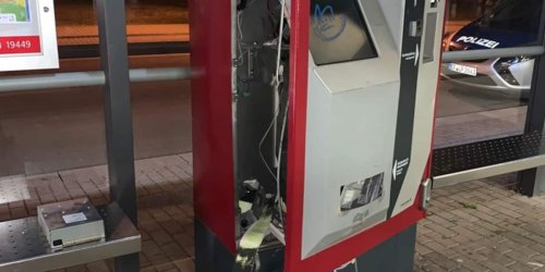 Landespolizeiinspektion Erfurt: LPI-EF: Fahrkartenautomat gesprengt
