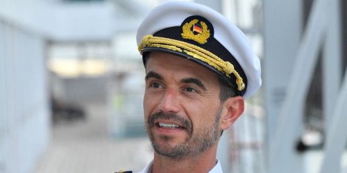 Geht Kapitän von Bord?: Gerüchte um „Traumschiff“-Aus: Jetzt äußert sich ZDF zu Florian Silbereisen