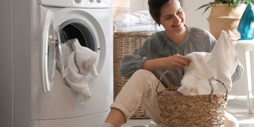 Kein Weichspüler und lieber Waschpulver: Umweltschonender waschen: Tipps für die Waschmaschine