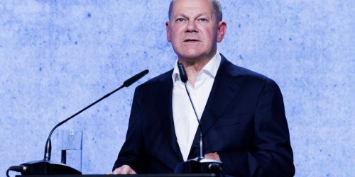 Fahrzeugbau: Scholz bekräftigt Notwendigkeit von Freihandel bei BMW-Feier