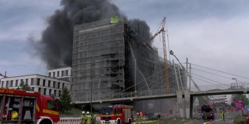 Heidelberg: Großbrand in Bürokomplex in der Bahnstadt