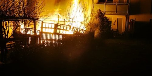 Feuerwehr Gladbeck: FW-GLA: Kleingebäudebrand im Stadtteil Brauck