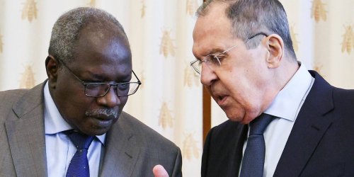 „Mediale Charme-Offensive“: Russlands Propaganda-Pläne in Afrika