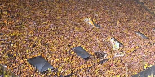 Gänsehaut-Moment: Dynamo-Fans stimmen Hymne im Stadion an