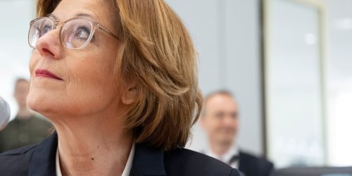Katastrophen: CDU und AfD fordern Dreyers Rücktritt wegen Flutkatastrophe