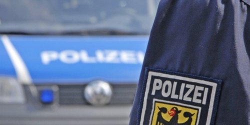 Bundespolizeiinspektion Kassel: BPOL-KS: Zu viel Alkohol - Mann erleidet Unterkühlung - Gleis gesperrt