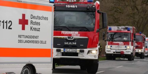 Freiwillige Feuerwehr Celle: FW Celle: Schwerer Verkehrsunfall mit 6 Verletzten am Sonntag