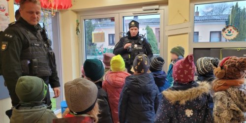 Polizeiinspektion Schwerin: POL-SN: Schweriner Polizeibeamte unterwegs in Kitas