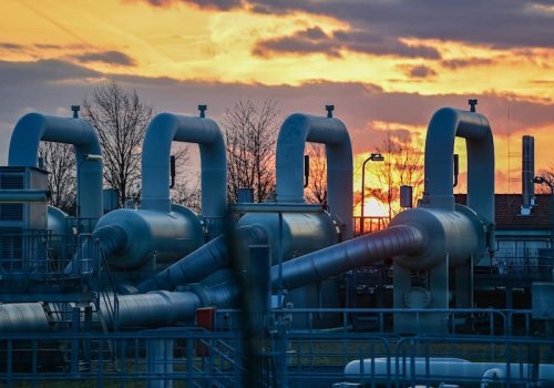 Ukraine leitet russisches Gas nach Westen und erhält dafür Milliarden von Putin