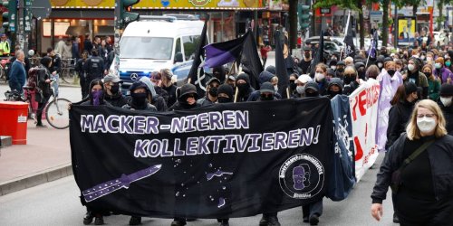 Gegen „Mackertum und Sexismus“: Demo am Vatertag in Hamburg