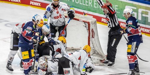 Eishockes: Auftakt im Eishockey-Finale: Bremerhaven empfängt Berlin