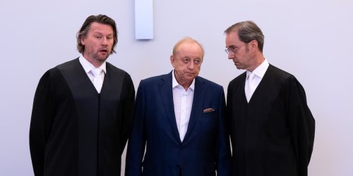 Prozessauftakt wegen Steuerhinterziehung: Anwälte erklären, welche Strafe Starkoch Schuhbeck jetzt droht
