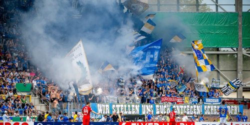 Regionalliga: Erfurt und Jena erstatten Strafanzeige nach Derby-Krawallen