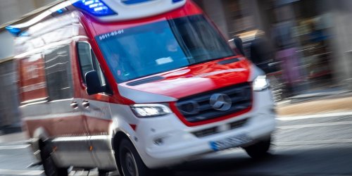 Vorpommern-Rügen: 55-Jährige bei Unfall in Zingst schwer verletzt