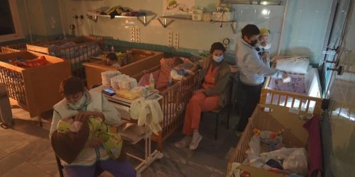 Ukrainer bewahren Waisen vor Deportation – in dem sie Krankheiten erfinden - Video
