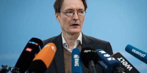 Bundesgesundheitsminister: Karl Lauterbach will Gesundheitswesen auf Kriegsszenario vorbereiten