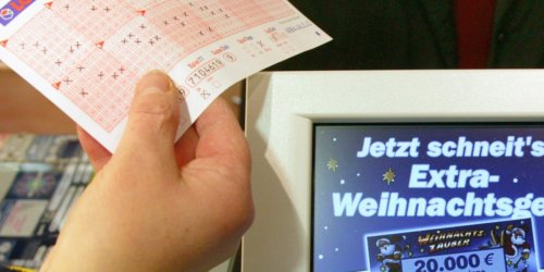 49-jähriger Spieler: Unfassbares Lotto-Glück: Bayer wird Millionär mit drei Richtigen