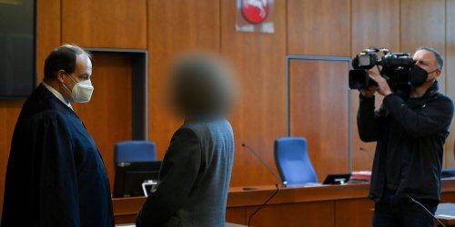 Prozess: Urteil gegen Professor wegen Übergriffen erwartet