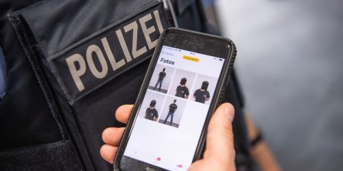 Innenministerium: Polizisten sollen mit Smartphones ausgestattet werden