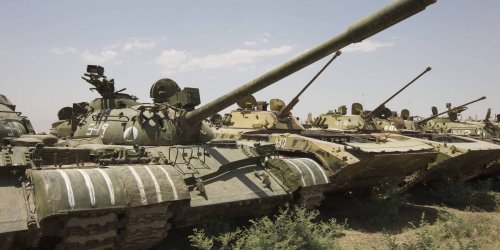 Kein Vergleich zum deutschen Leopard: Mit Uralt-Panzern offenbart Putin den Zustand seiner Armee