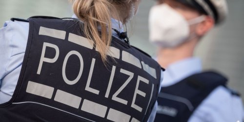 Unfall: Zwei Männer sterben nach Kollision auf Rügen
