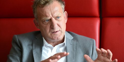 Gewerkschaft: IG-Metall-Bezirksleiter Zitzelsberger gibt Amt ab