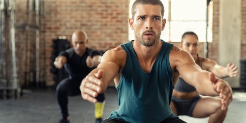 Wenige Minuten reichen: Sieben Übungen machen Sie in einem Monat richtig fit