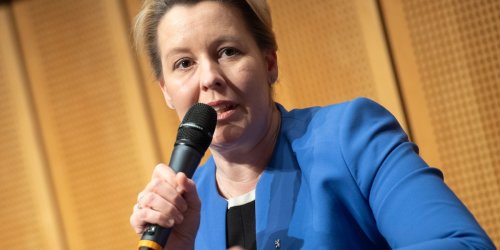 Berlin-Wahl im Newsticker: Franziska Giffey muss um ihr Amt fürchten