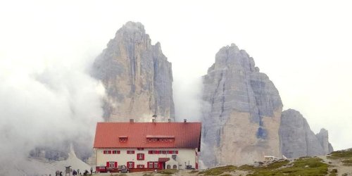 Vermisst in den Dolomiten : Polizei fahndet nach zwei Studenten in den Alpen - schrecklicher Verdacht