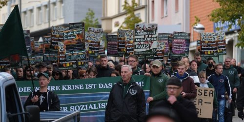 Extremismus: Hunderte bei Protest gegen Bundesregierung in Sachsen