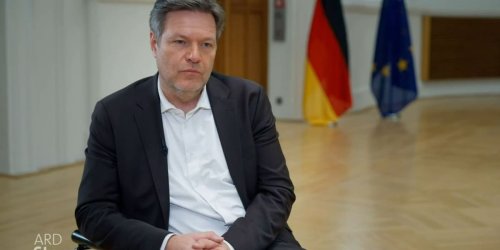 "Eingebuddelt in einem Berg von Vorschriften": Doku zeigt Ausmaß deutscher "Brötchen-Bürokratie"
