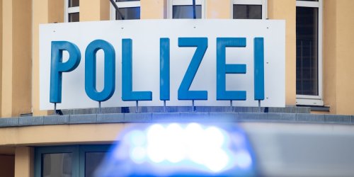 Polizei: 66-Jähriger in Erfurt ausgeraubt und verletzt
