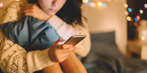 Tipps vom Mediencoach: „Im Handy schnüffeln ist wie Tagebuch lesen“: Wie Eltern ihre Kinder trotzdem schützen