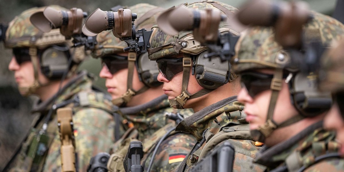 Auf Gipfeltreffen: EU-Regierungschefs beschließen massive Aufrüstung bis 2030