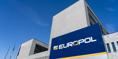 Europol: Schlag gegen russisch-eurasischen Geldwäscher-Ring