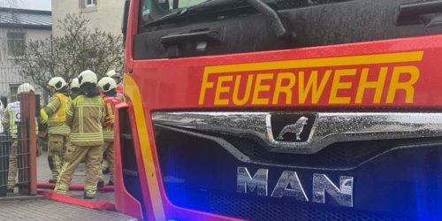 Feuerwehr Dresden: FW Dresden: Mehrere Einsätze in kurzer Folge für Feuerwehr und Rettungsdienst