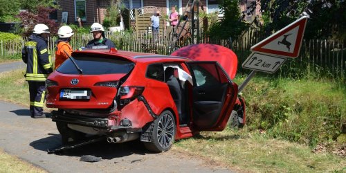 Skoda-Fahrer rast an Schlange vorbei: Mehrere Schwerverletzte bei Hamburg
