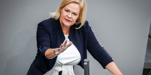 Ministerin unter Druck: Brisantes Dokument in Schönbohm-Affäre: Sagte Faeser im Bundestag die Unwahrheit?