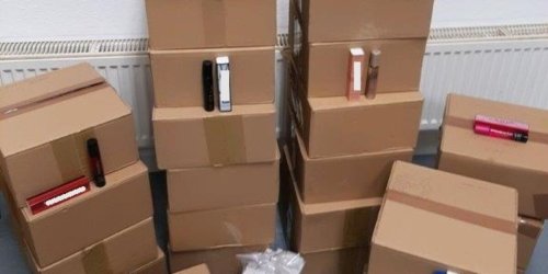 Hauptzollamt Dresden: HZA-DD: Zoll beschlagnahmt 2.400 Parfümtests/ Mehrere Markenfirmen betroffen