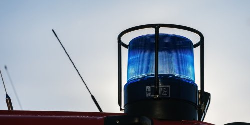 Ludwigslust-Parchim: Sturmtief reißt Bäume um und Dachziegel von Kirche