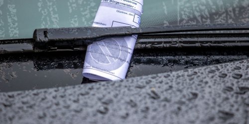 Rechtsgrundlage umstritten: 20-mal mehr Kontrollen: Länder fordern Kennzeichenscan gegen Falschparker