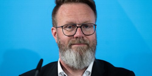 Verkehrsminister: Madsen will Staus am Rendsburger Kanaltunnel reduzieren