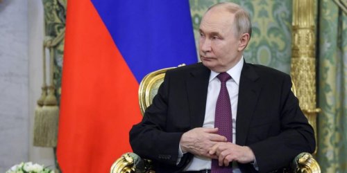„Er wird bald sterben“: Selenskyj sät neue Zweifel an Putins Gesundheitszustand