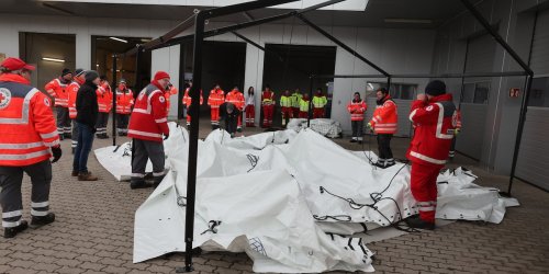 Innenstaatssekretär: Land schafft Zelte für Katastrophenschutz an