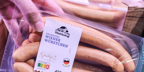 Experte über Kosten-Aktion bei Penny: Wiener Würstchen um 88 Prozent teurer - „Wie wir Tiere halten, das ist teuer“