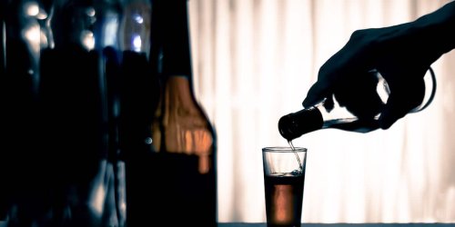 Forscher finden heraus: Mit einfachen Fragen erkennen Sie alkoholkranke Menschen