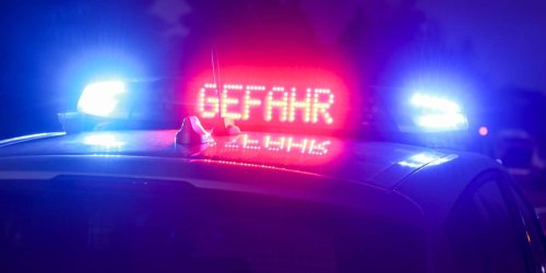 Ravensburg: Autofahrer wird auf A96 bewusstlos und stirbt