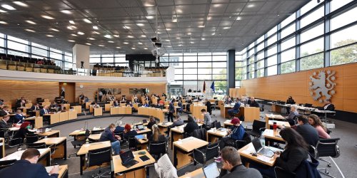 Landtag: Rot-Rot-Grün will Landes-Mindestlohn auf Kommunen ausweiten