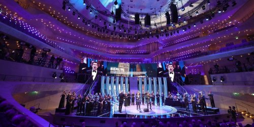 In Hamburger Elbphilharmonie: Comedian bekennt sich: Er störte EM-Auslosung mit Sex-Geräuschen